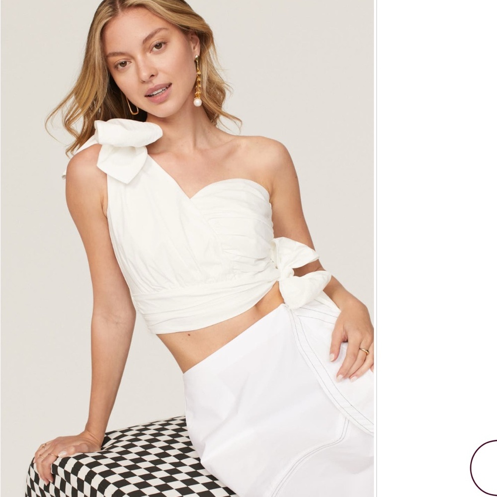 Ashley Park X RTR one shoulder chic cropped blouse size small